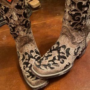 Corral Brand Square Toe Cowboy/ Cowgirl Boots